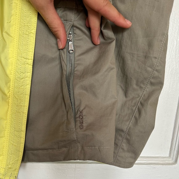Geox Respira Water Repellant Windbreaker - Picture 6 of 16